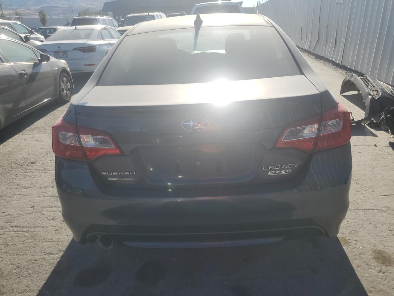 SUBARU LEGACY 2.5I PREMIUM