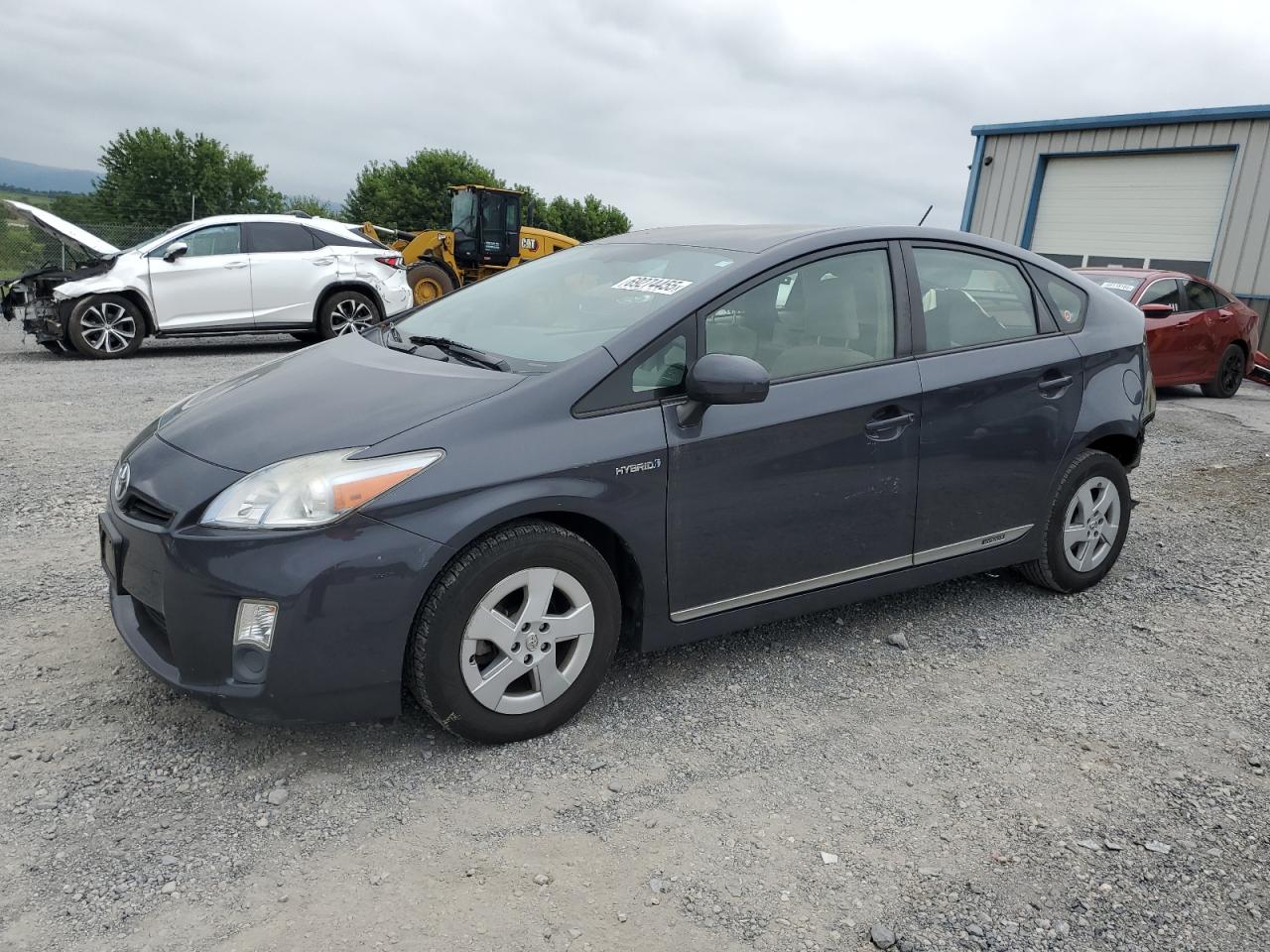 TOYOTA PRIUS