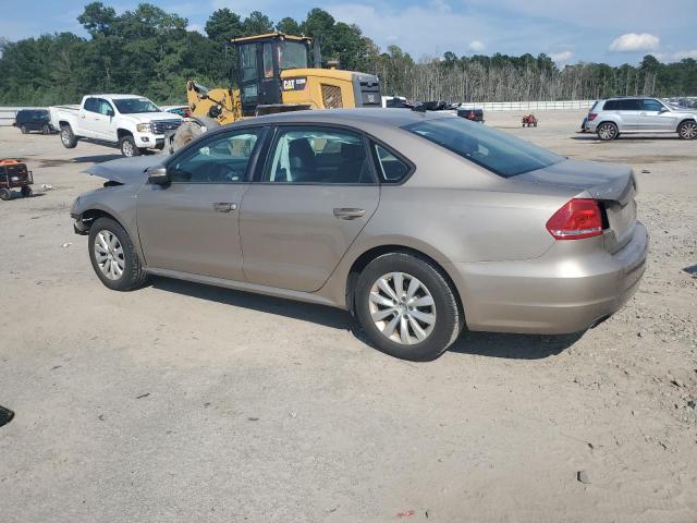 2015 VOLKSWAGEN PASSAT S 1VWAT7A33FC010670