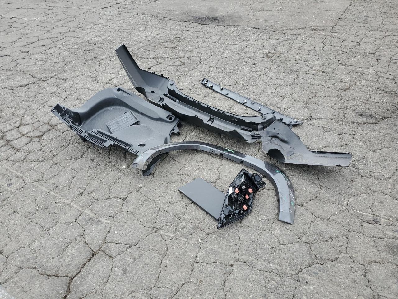 TOYOTA RAV4 XLE PREMIUM