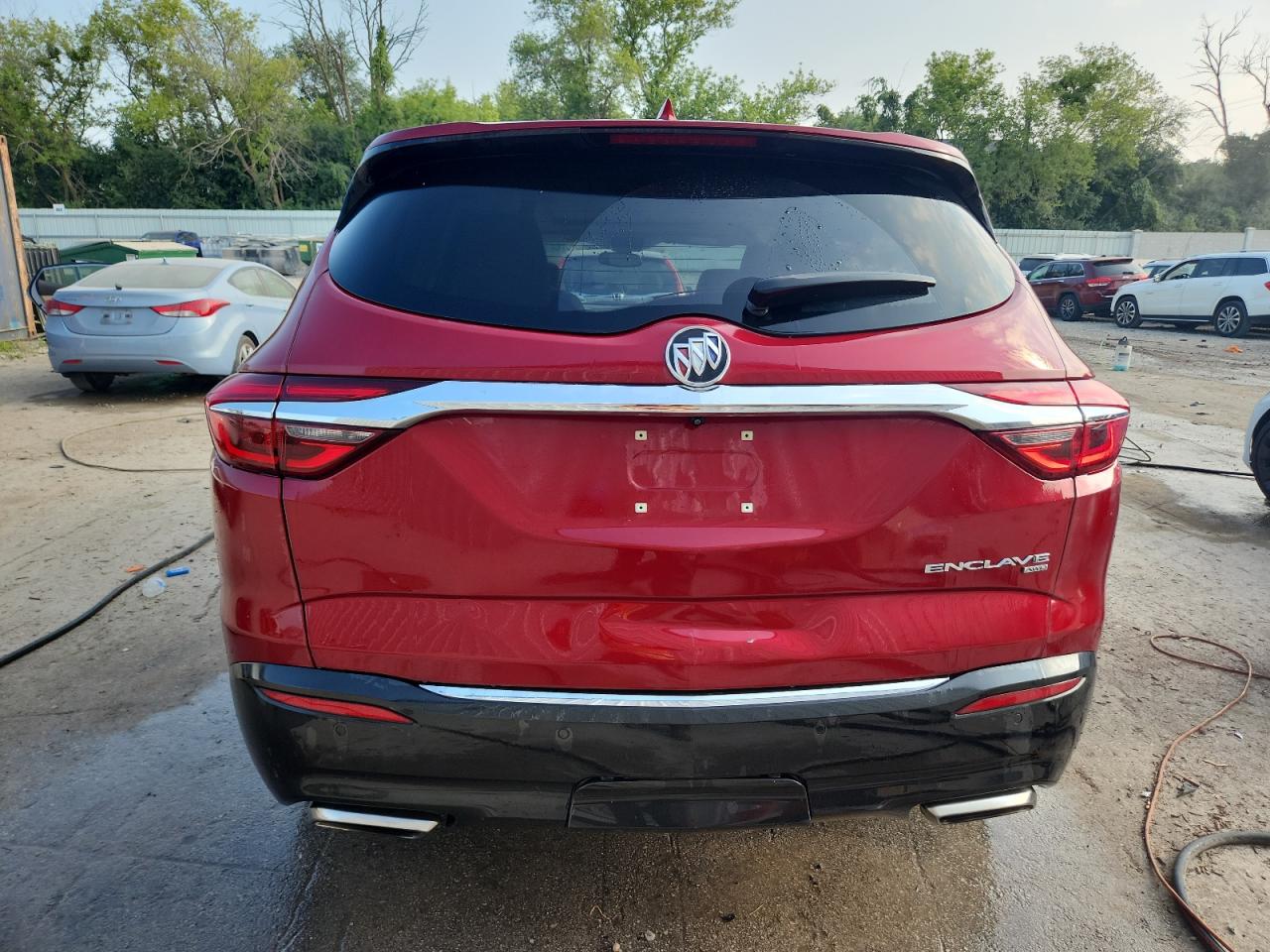 BUICK ENCLAVE ESSENCE