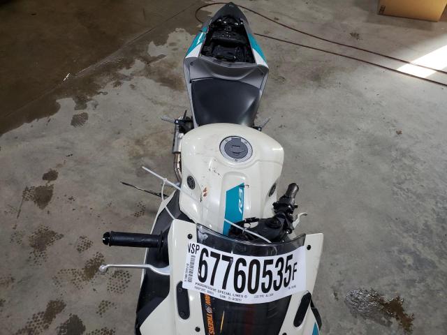 2024 YAMAHA YZFR3 A MH3RH18Y7RK016196