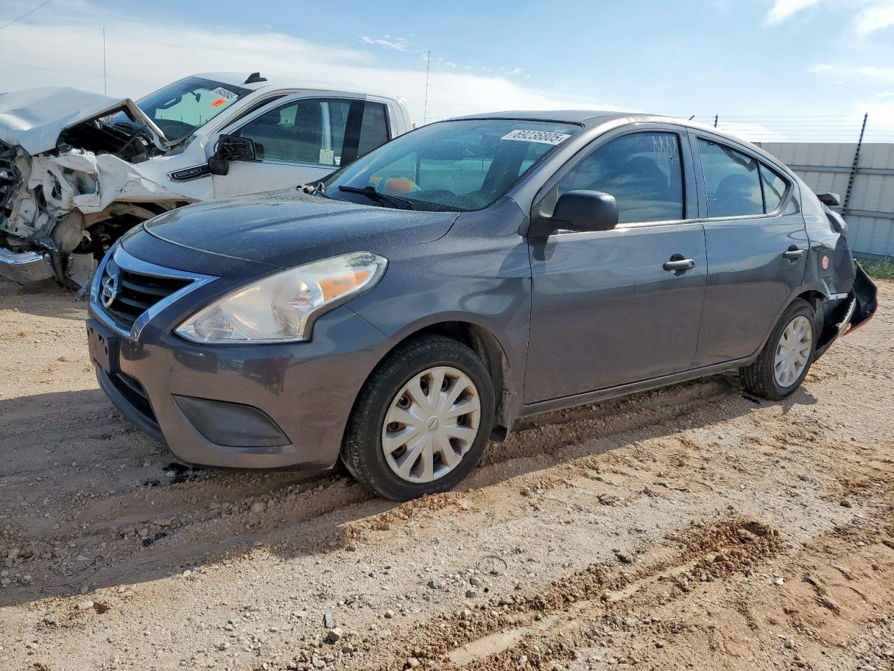NISSAN VERSA S