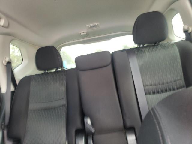 2017 NISSAN ROGUE S JN8AT2MT4HW381375