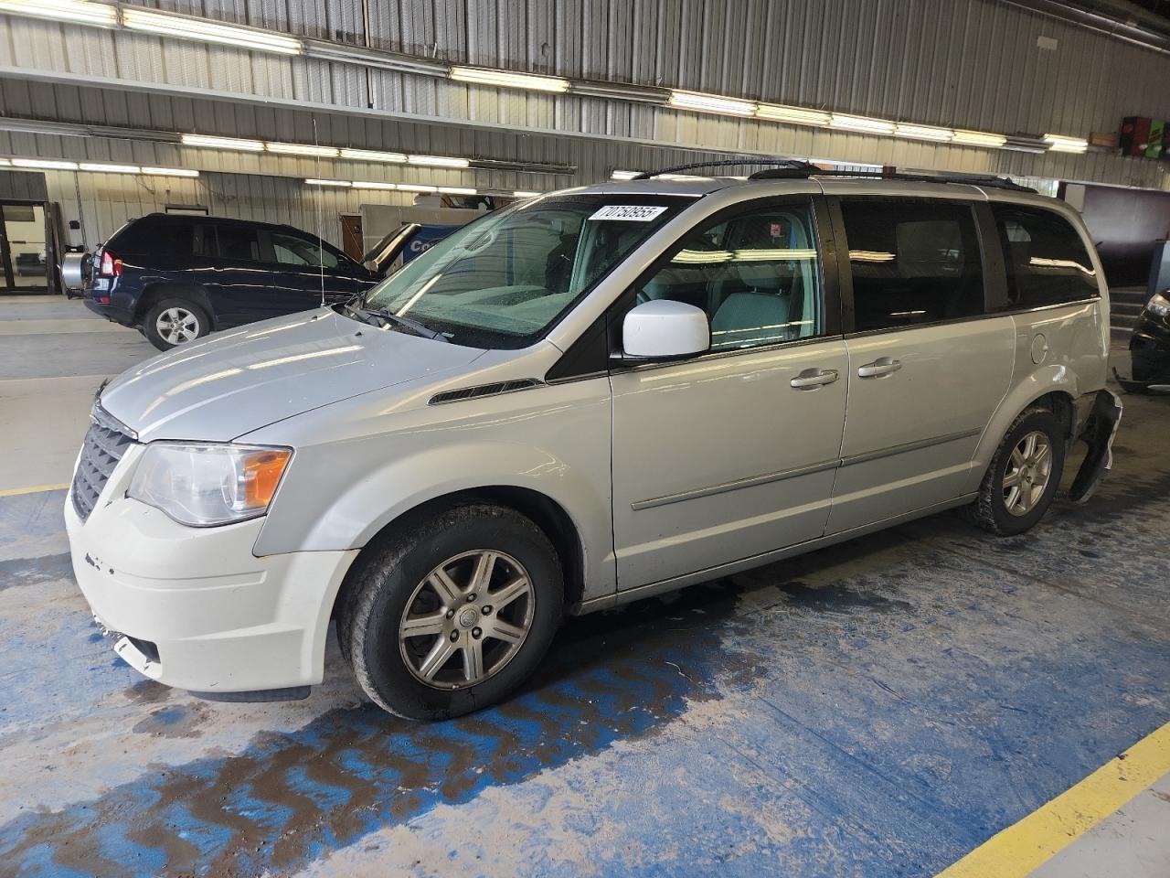CHRYSLER TOWN & COUNTRY TOURING