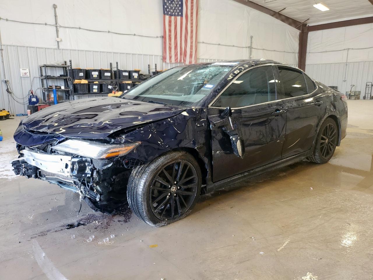 TOYOTA CAMRY XSE