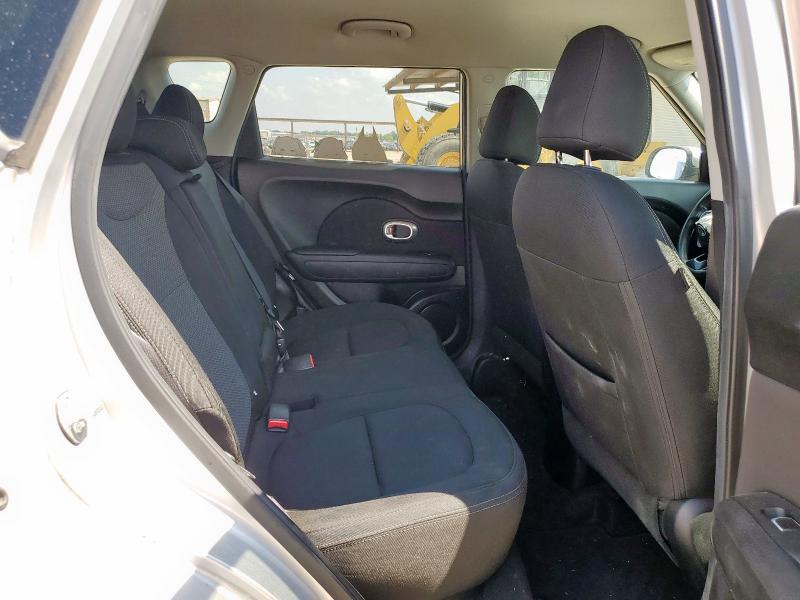 2018 KIA SOUL + KNDJP3A56J7600655