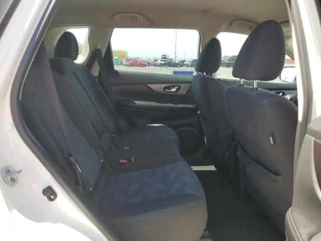 2016 NISSAN ROGUE S - KNMAT2MT4GP631573