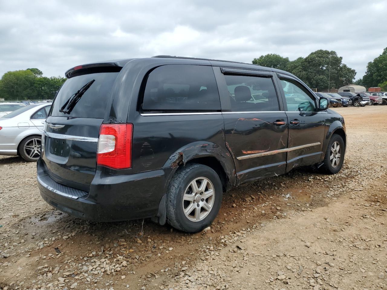 CHRYSLER TOWN & COUNTRY TOURING