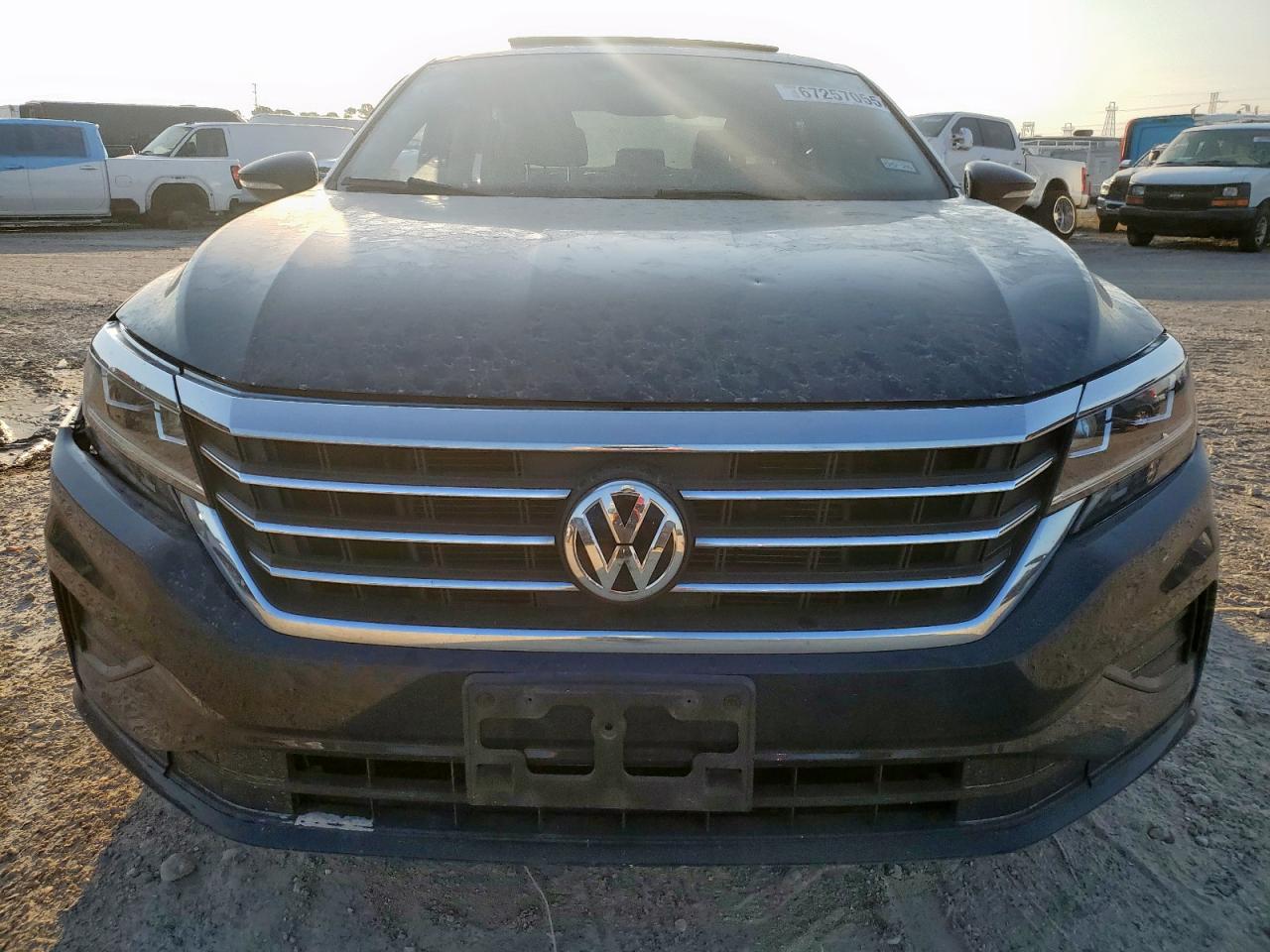 VOLKSWAGEN PASSAT SE