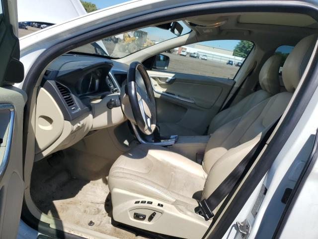 2015 VOLVO XC60 T5 YV4612RK4F2629469