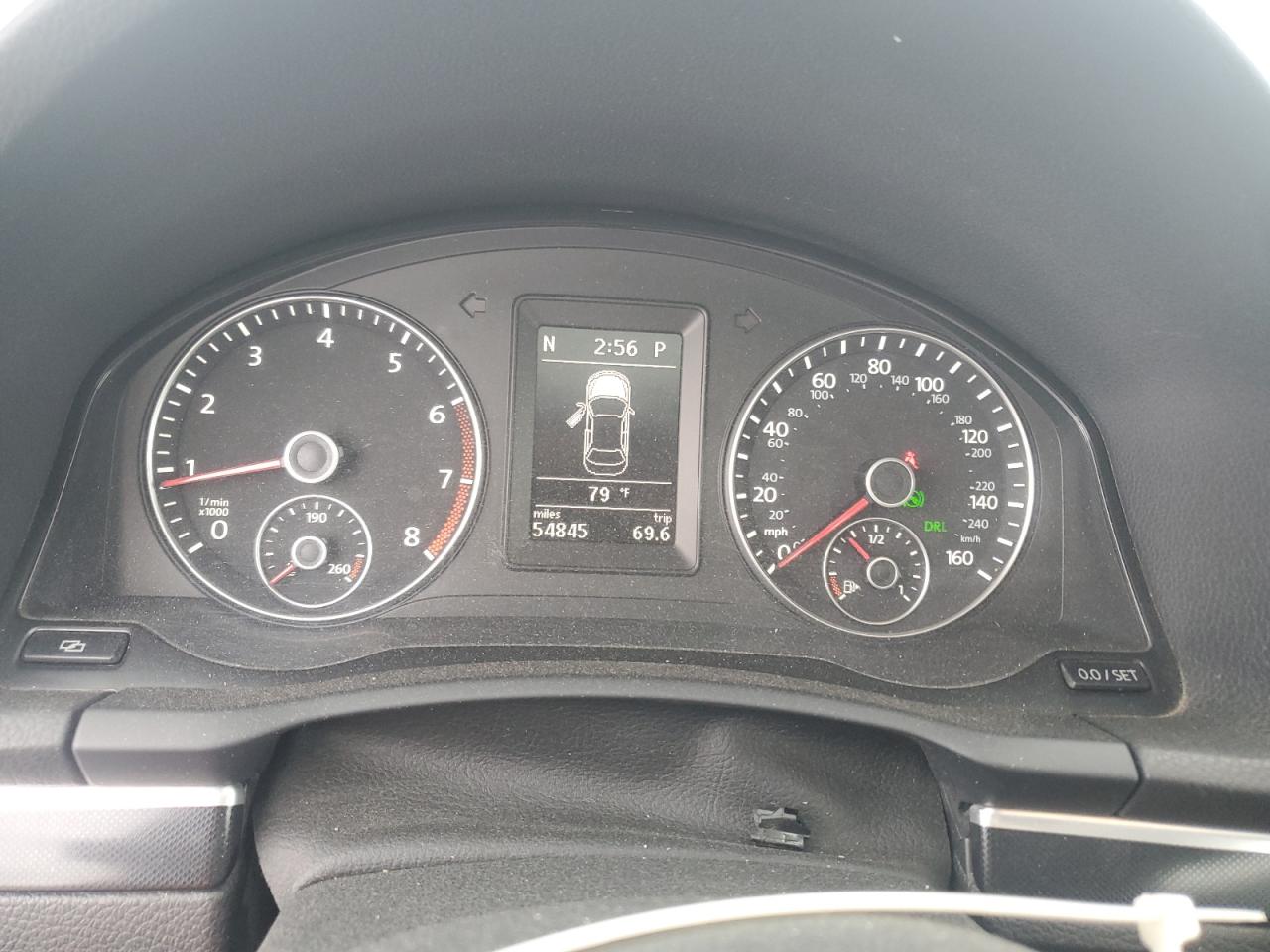 Lot #3316718417 2012 VOLKSWAGEN EOS LUX