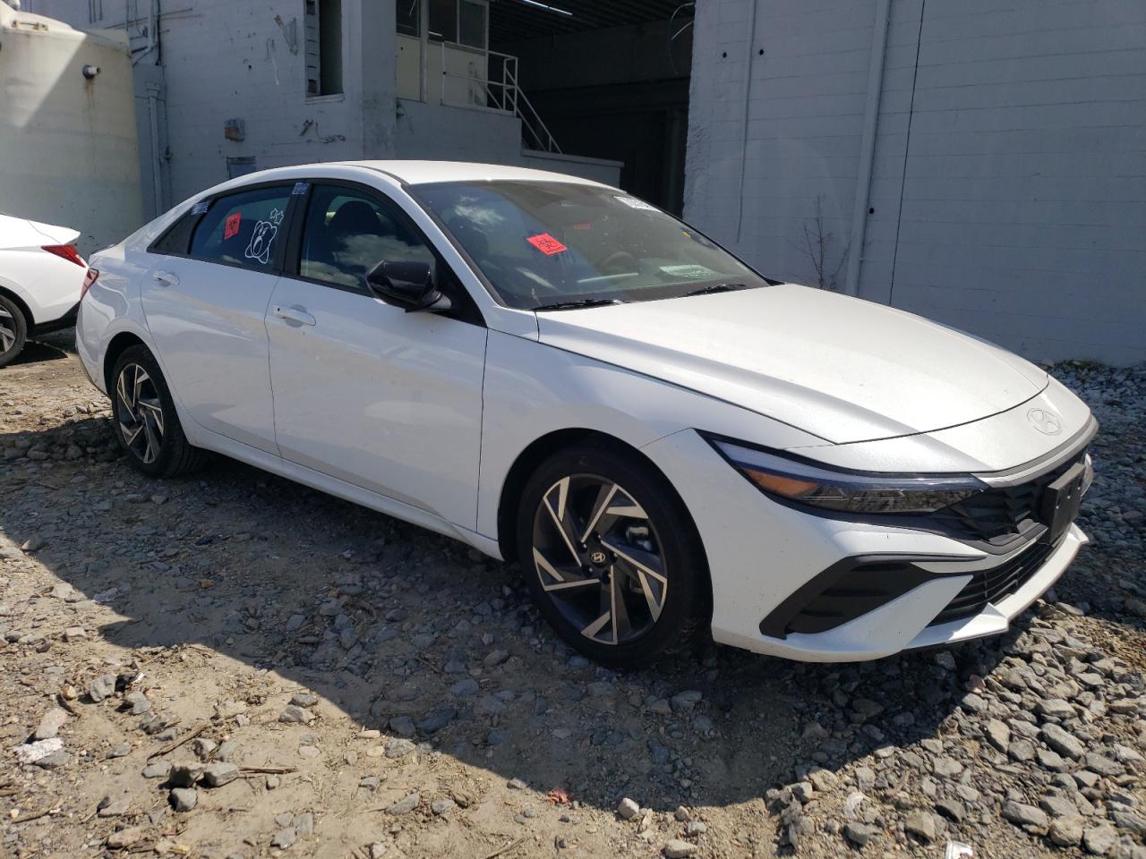 HYUNDAI ELANTRA SEL SPORT