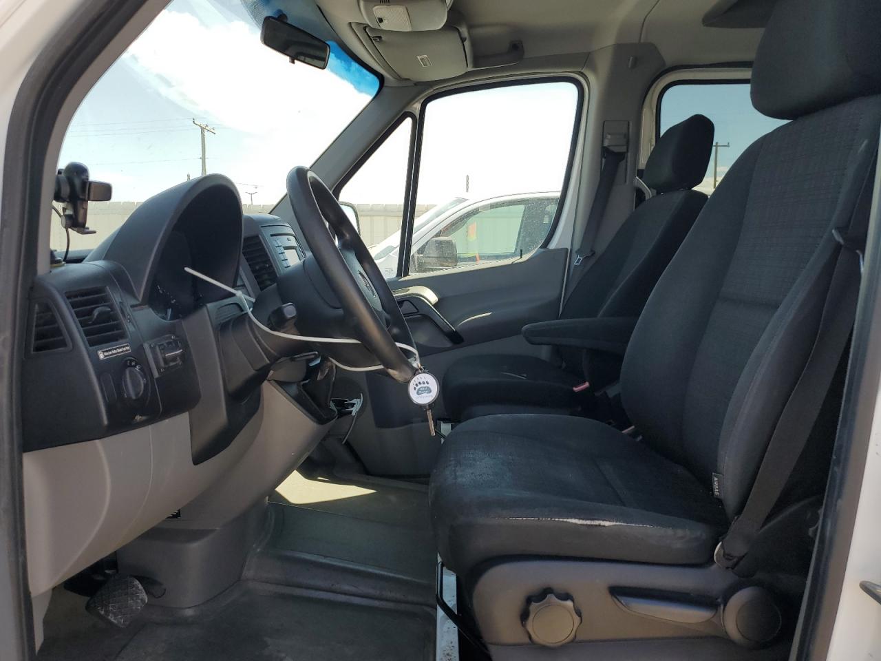 MERCEDES-BENZ SPRINTER 2500