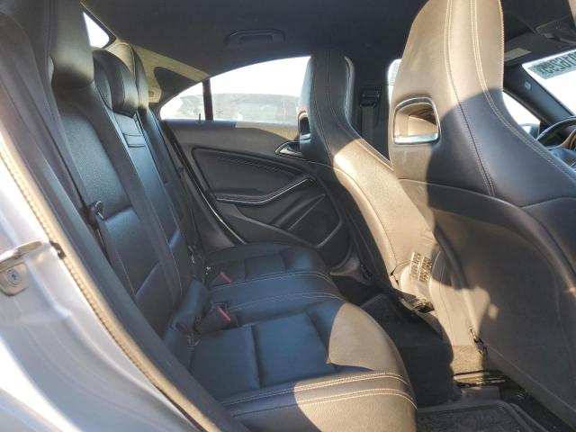 2019 MERCEDES-BENZ CLA 250 WDDSJ4EB5KN719120