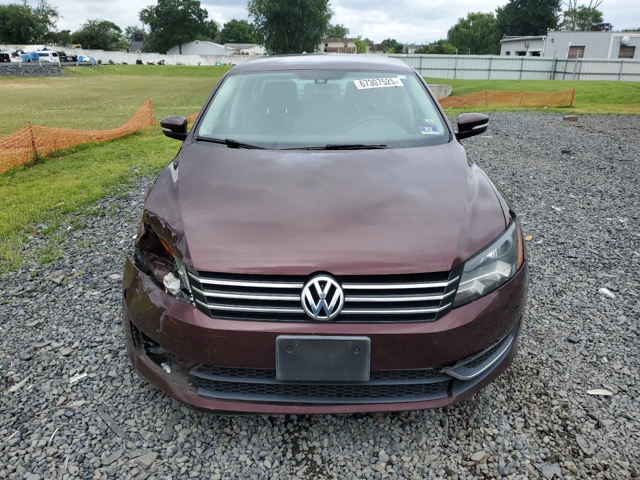 VOLKSWAGEN PASSAT S