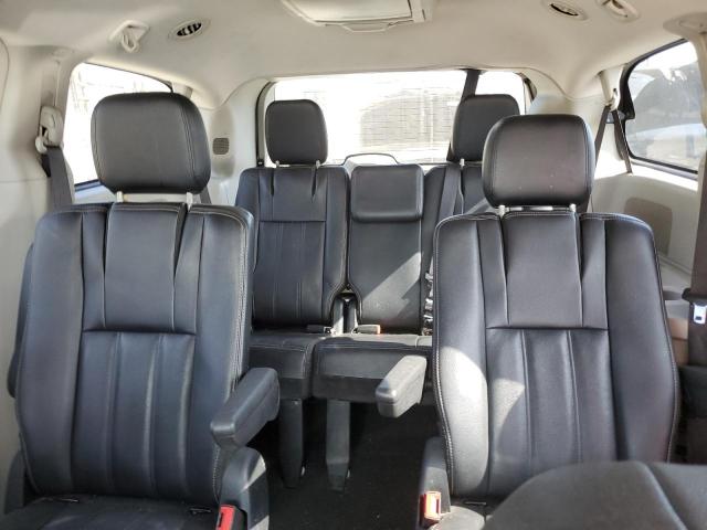 2016 CHRYSLER TOWN & COU 2C4RC1BG2GR298601