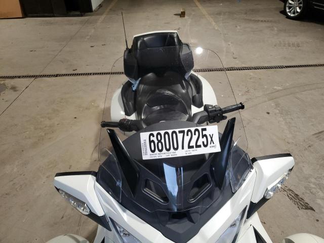 2018 CAN-AM SPYDER ROADSTER RT 2BXNBDD26JV004376