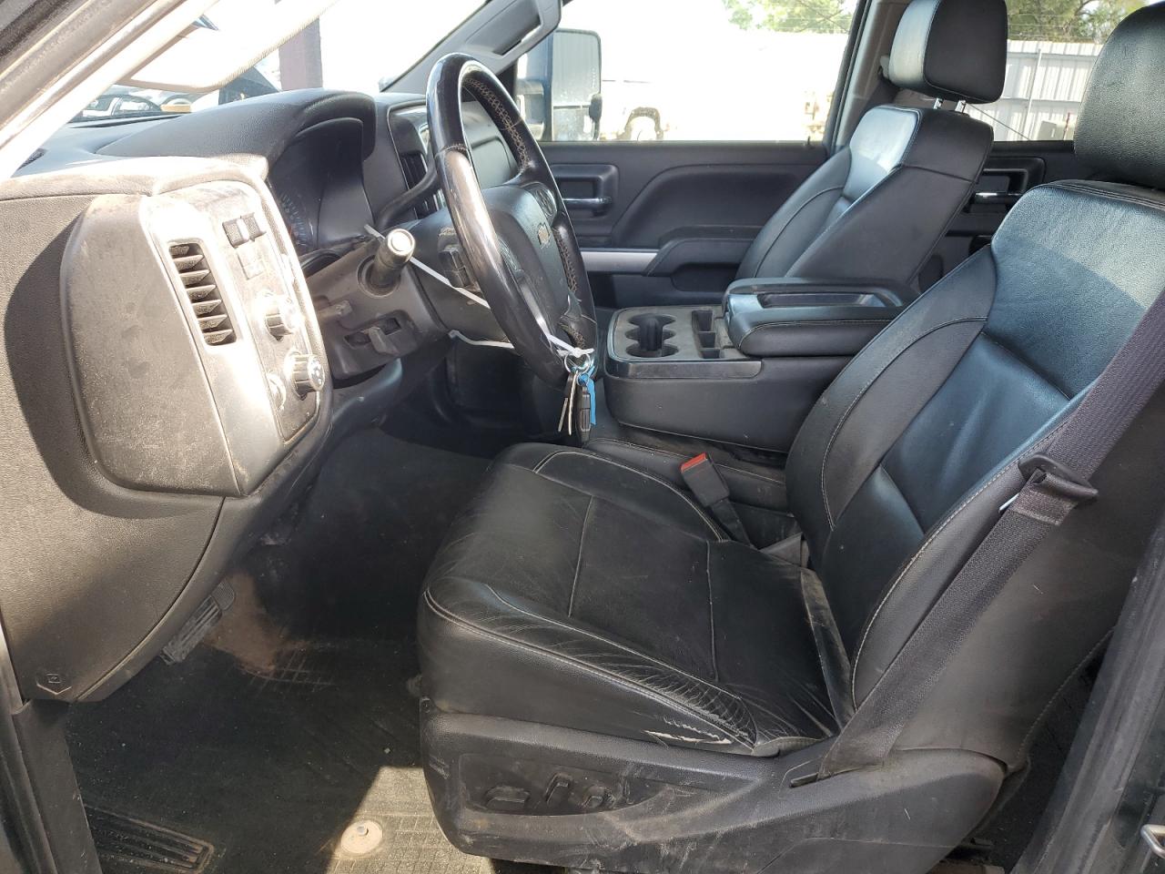 CHEVROLET SILVERADO K3500 LT