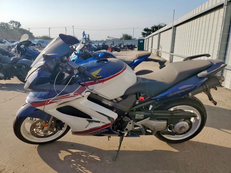 2007 HONDA VFR800 JH2RC46617M900417