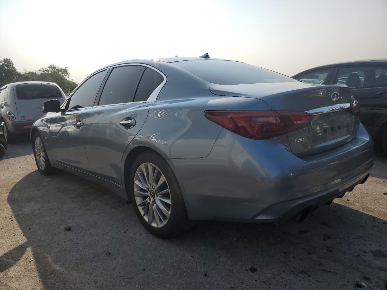 INFINITI Q50 PURE