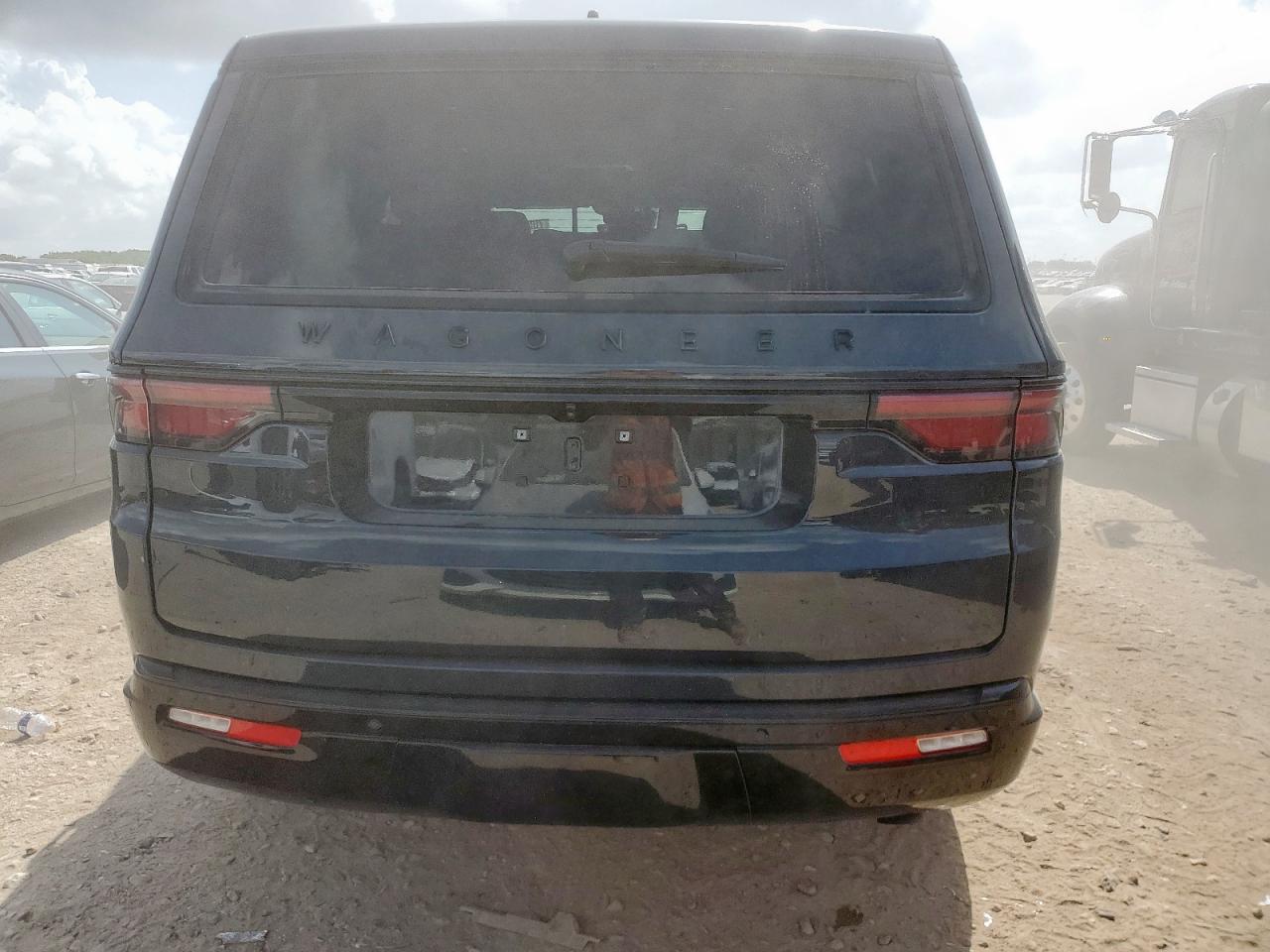 JEEP WAGONEER SERIES II