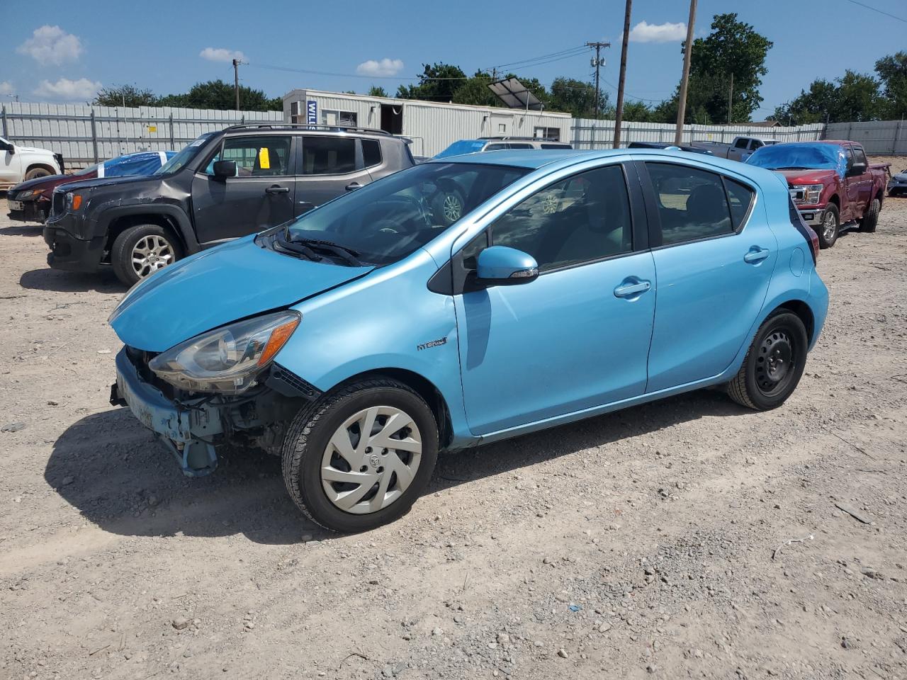 TOYOTA PRIUS C