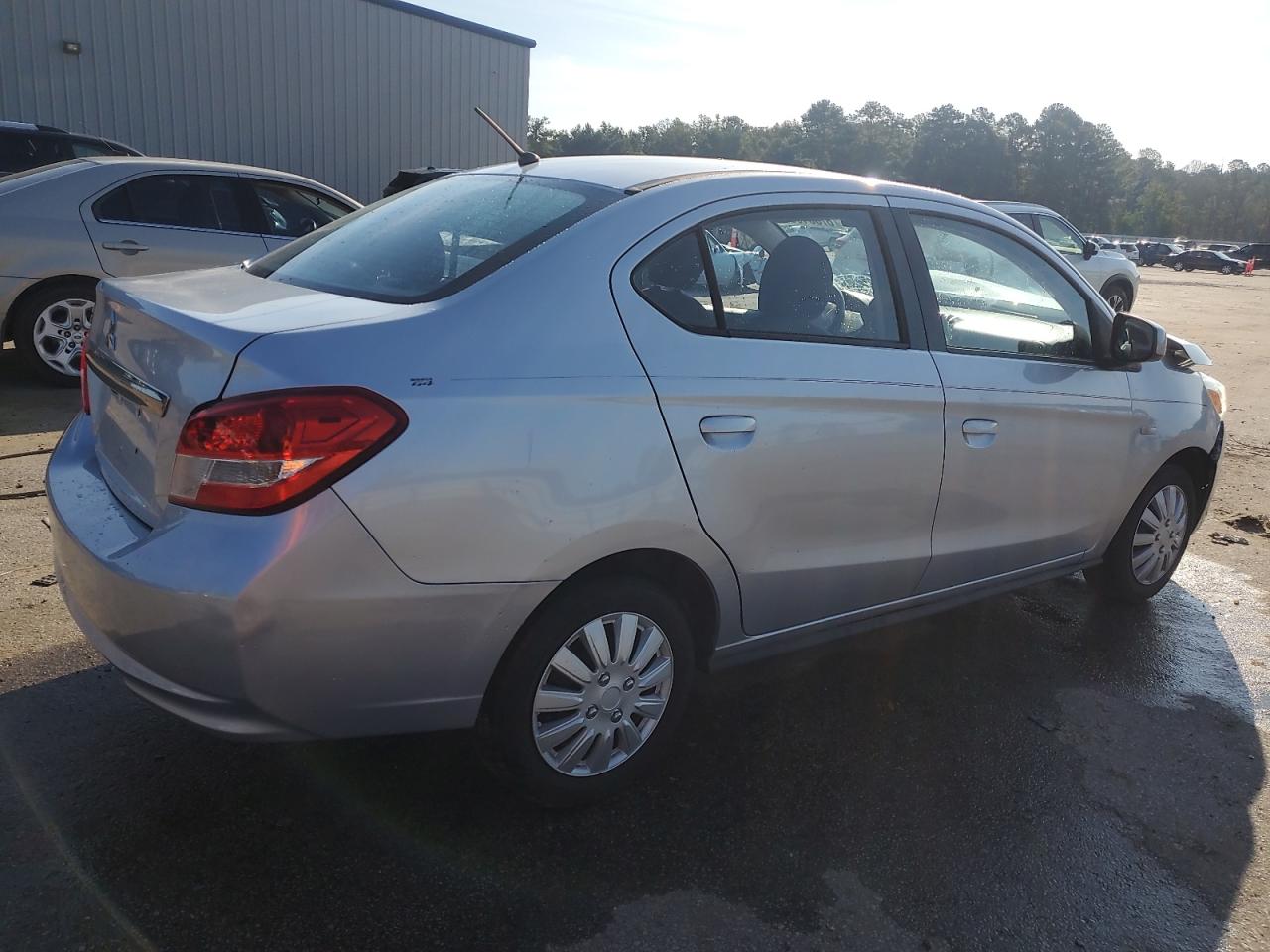 MITSUBISHI MIRAGE G4 ES
