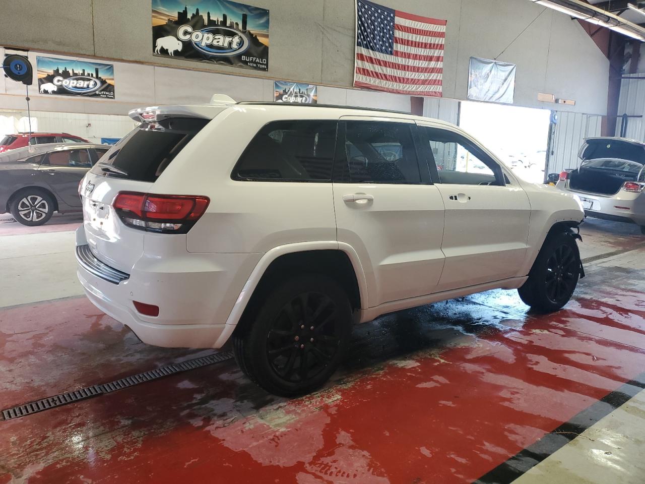 JEEP GRAND CHEROKEE LAREDO