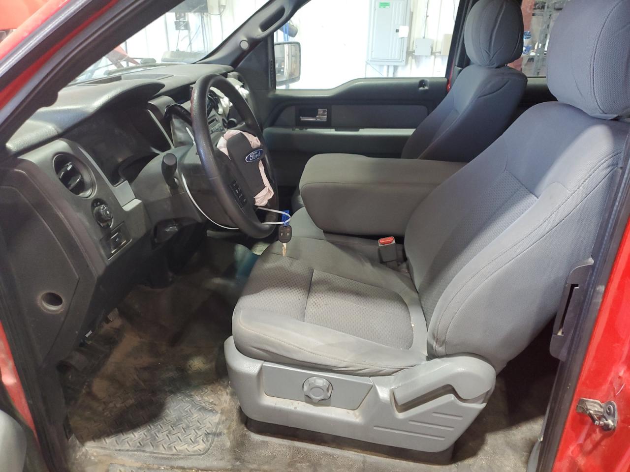 FORD F-150 SUPER CAB