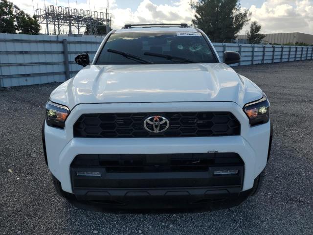 2025 TOYOTA 4RUNNER SR JTEVA5BR5S5004784