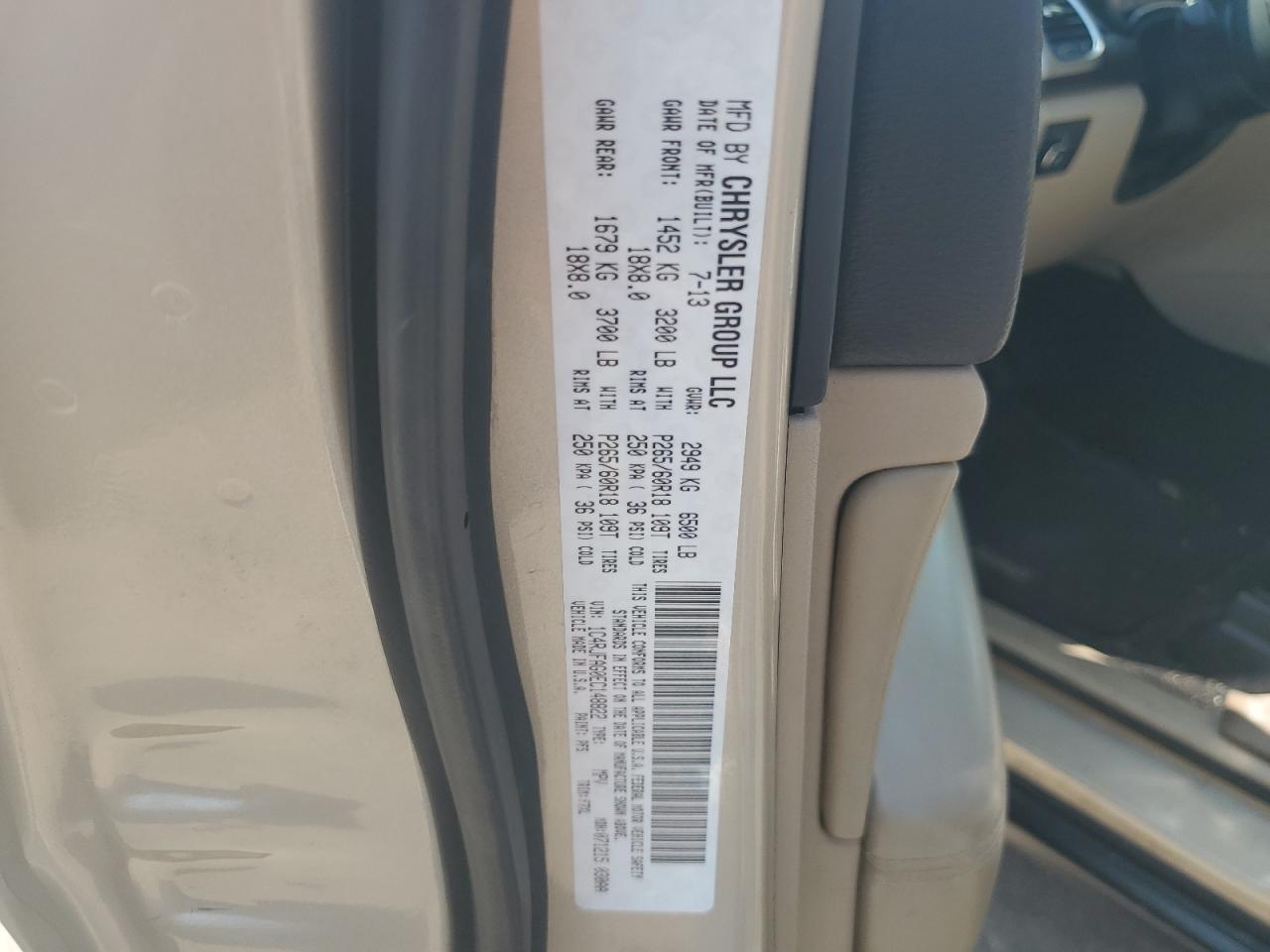 JEEP GRAND CHEROKEE LAREDO