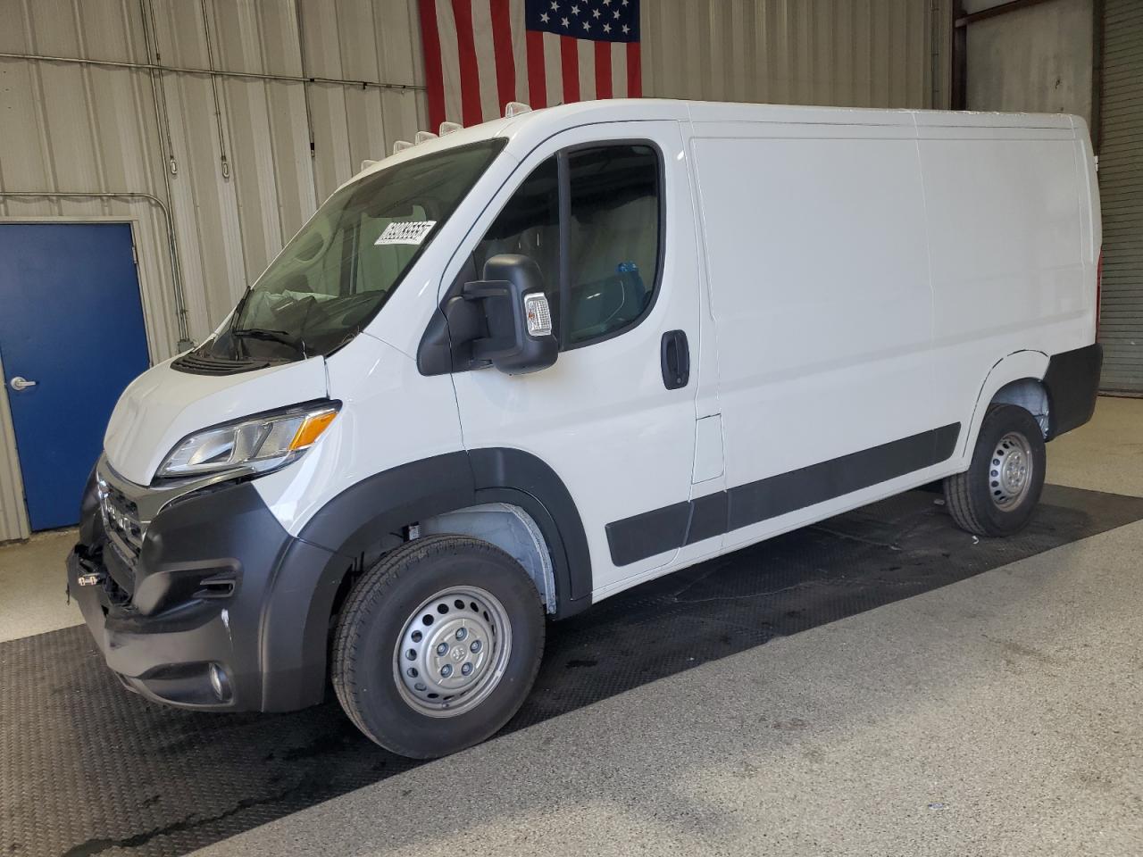 RAM PROMASTER 2500 STANDARD