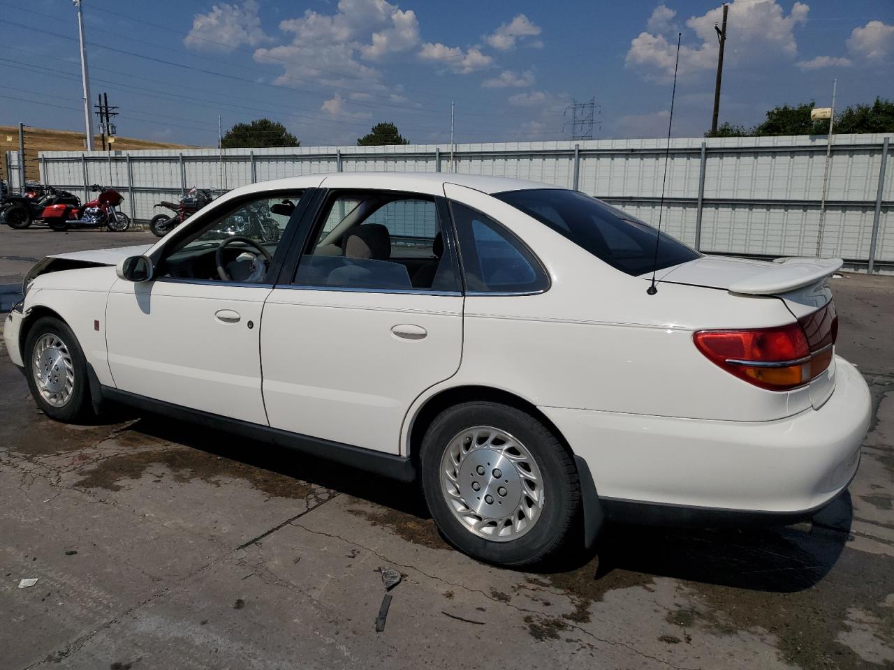 Lot #3291764235 2001 SATURN L200