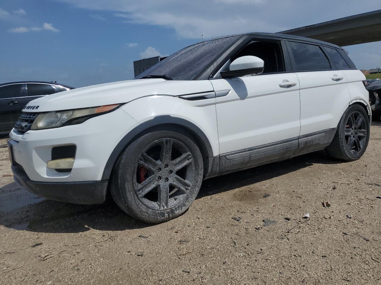 Vehicle photo