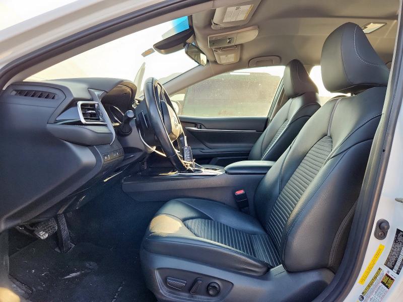 2018 TOYOTA CAMRY L 4T1B11HK3JU143676