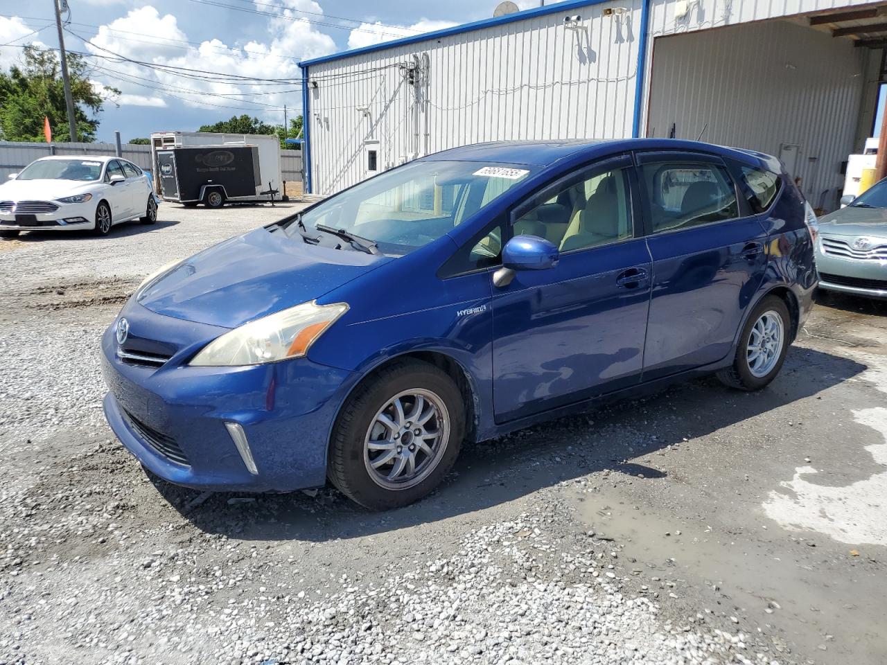 TOYOTA PRIUS V