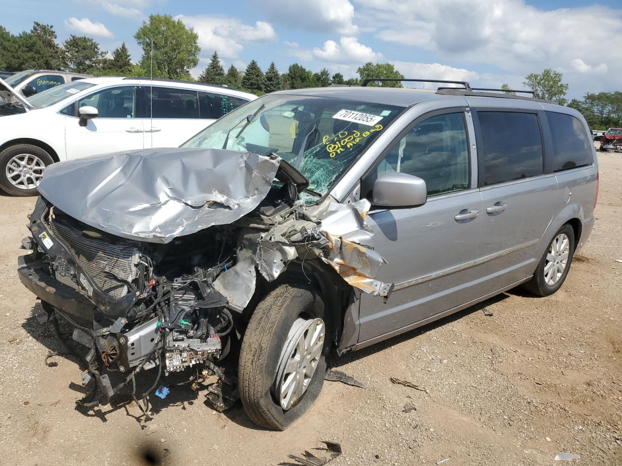 CHRYSLER TOWN & COUNTRY TOURING