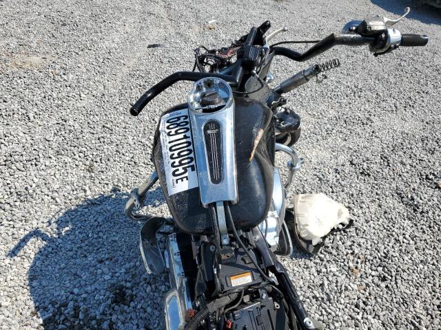 2017 HARLEY-DAVIDSON FLHX STREE 1HD1KBC12HB618188