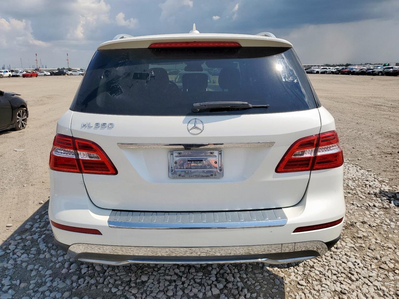 MERCEDES-BENZ M-CLASS 350