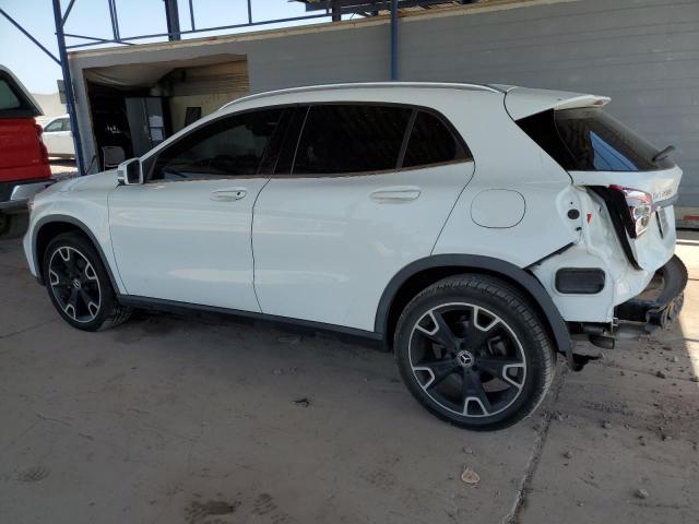 2020 MERCEDES-BENZ GLA 250 W1NTG4EB0LU030115