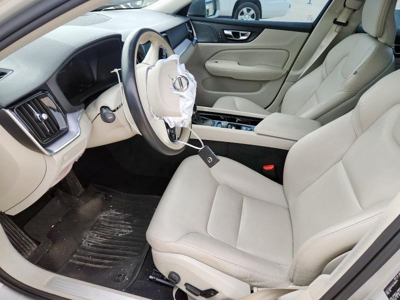 2020 VOLVO S60 T5 MOM 7JR102FK9LG039174