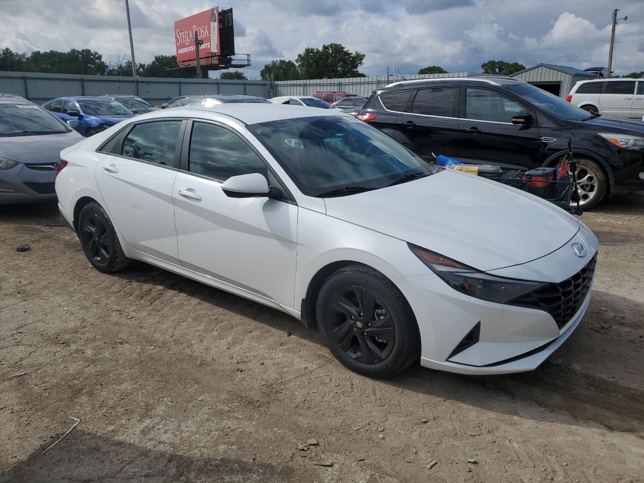 Lot #3316084222 2022 HYUNDAI ELANTRA SE