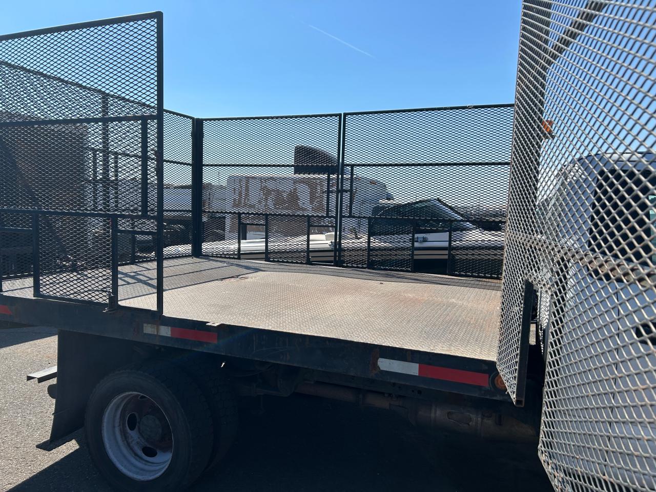 FORD F-550 SUPER DUTY