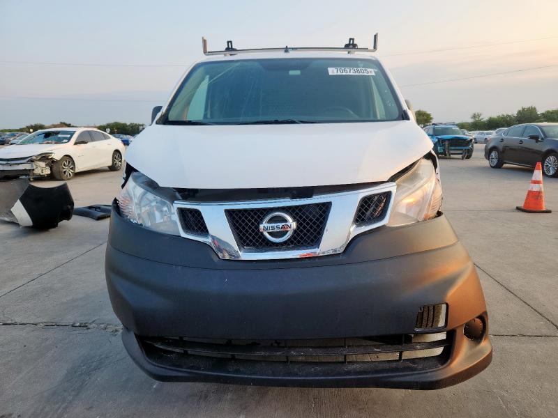 2017 NISSAN NV200 3N6CM0KN5HK713956