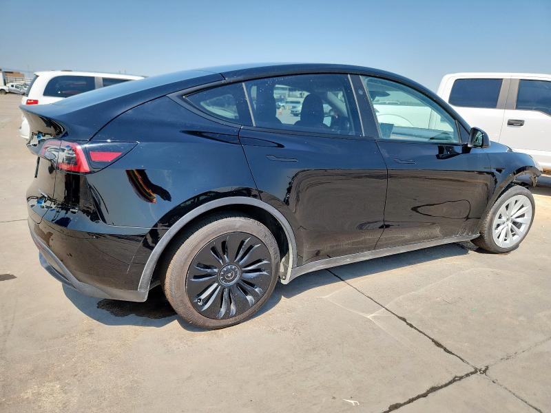 2023 TESLA MODEL Y 7SAYGDEE1PA139074