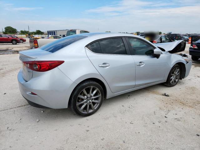 2018 MAZDA 3 TOURING 3MZBN1V32JM181679