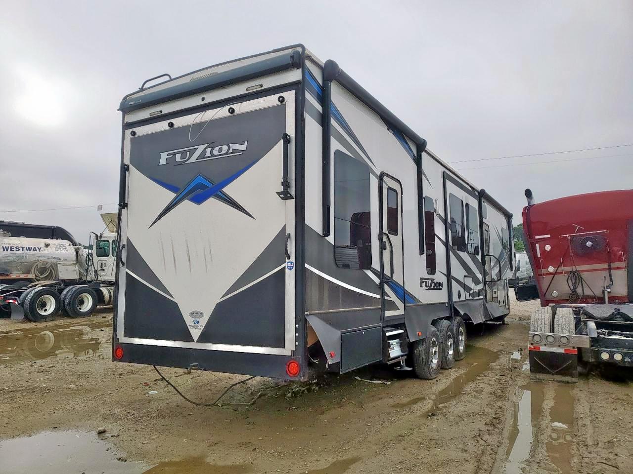 Lot #3232151567 2021 FUZION CAMPER