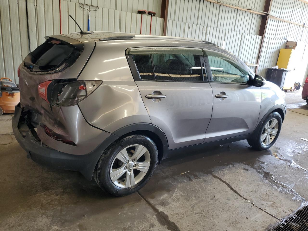 KIA SPORTAGE LX