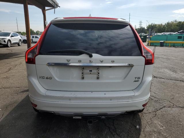2016 VOLVO XC60 T5 PR YV4612RK3G2839224